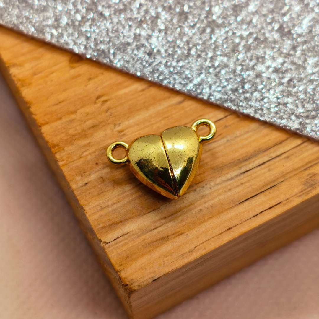 Conector Gold Filled Corazon Imantado 18 mm - Paquete de 1 Unidades