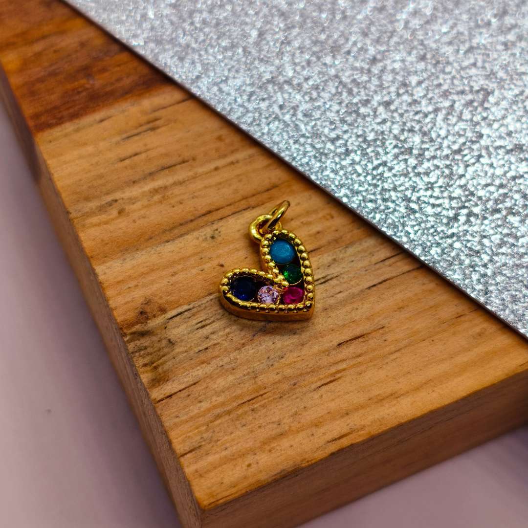 Dije Gold Filled Zircon Corazon Irregular 10 mm - Paquete de 1 Unidades