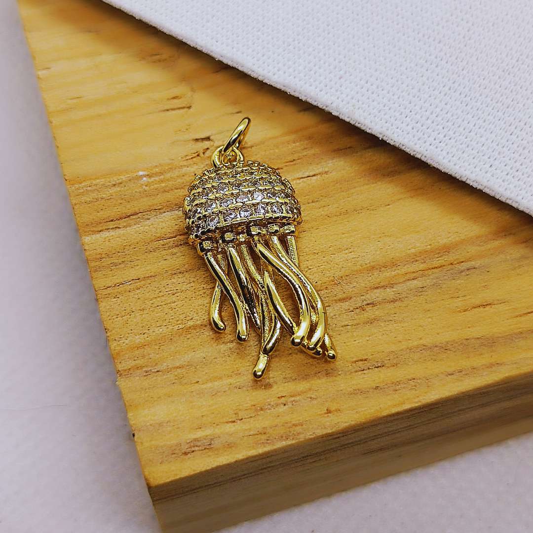 Dije Gold Filled Zircon Medusa 20 mm - Paquete de 1 Unidades