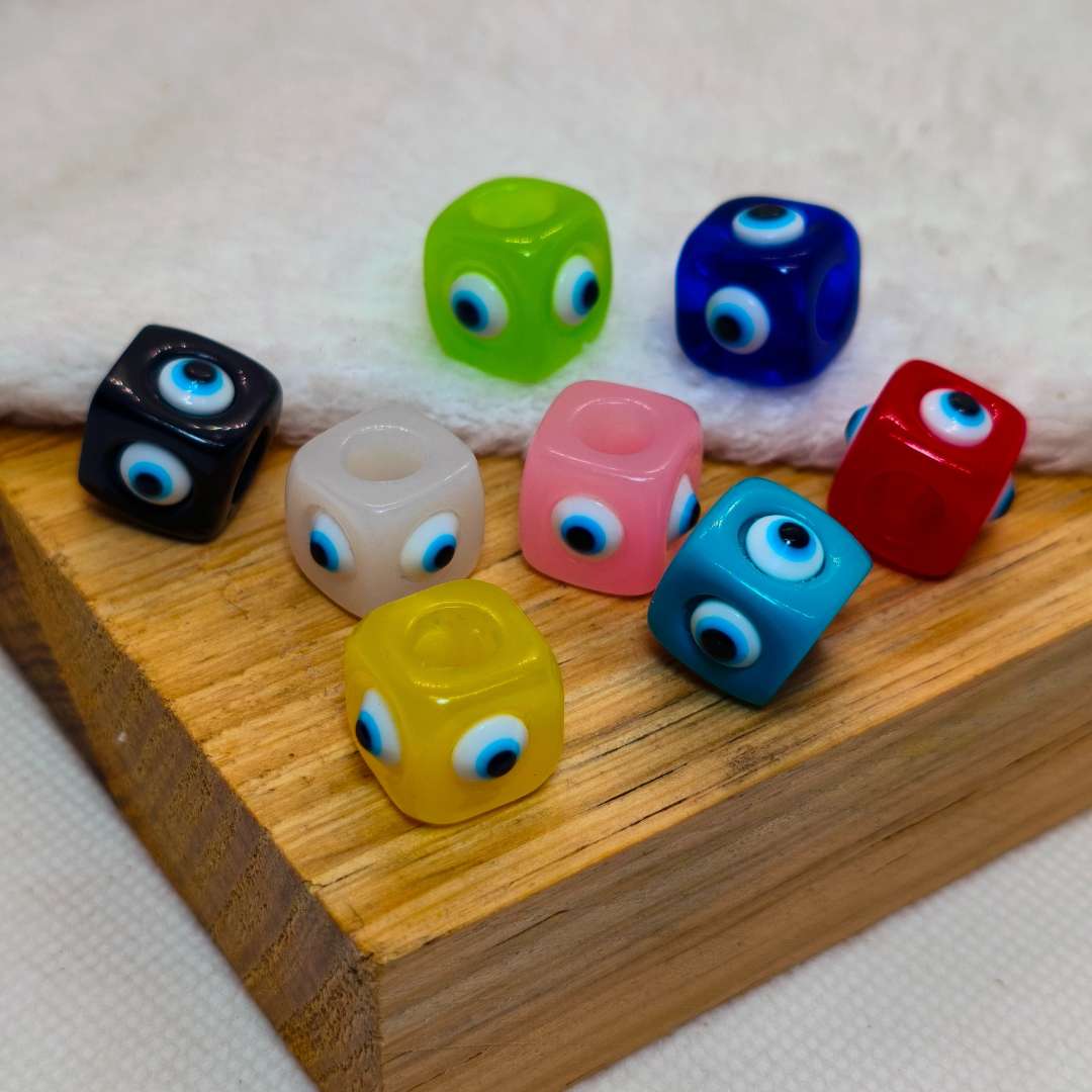 Pasador Acrilico Cubo Ojo Turco 12 mm - Paquete de 1 Unidades