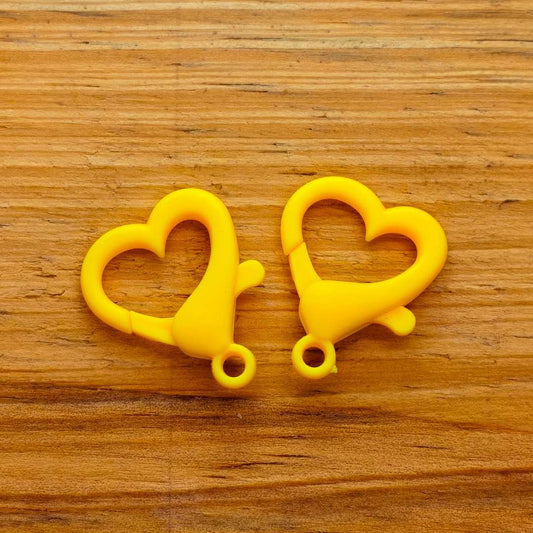 Broche Acrilico Pico de Loro Corazon 27 mm  -  Paquete de 2 Unidades