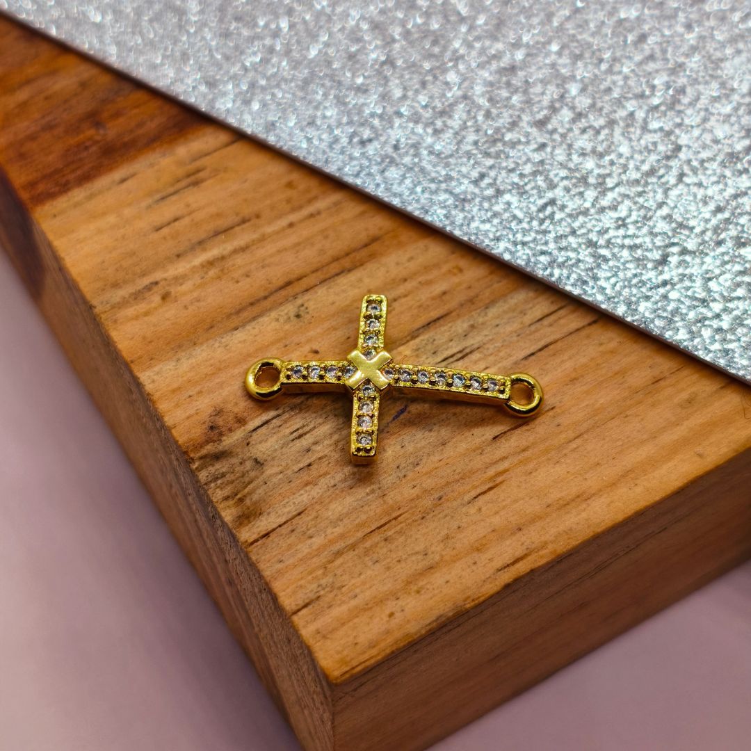 Conector Gold Filled Zircon Cruz 15 mm  -  Paquete de 1 Unidades