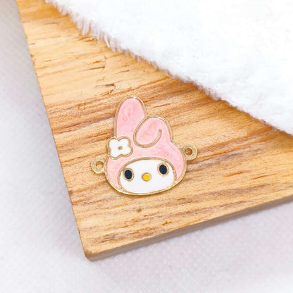 Conector Gold Filled Esmaltado Sanrio 20 mm  -  Paquete de 1 Unidades