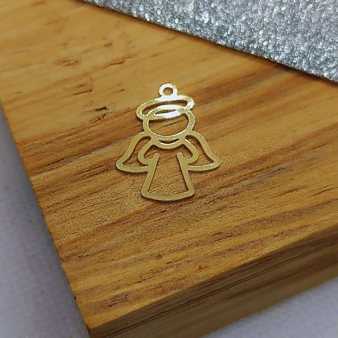 Dije Gold Filled Angel Delineada 20 mm  -  Paquete de 1 Unidades