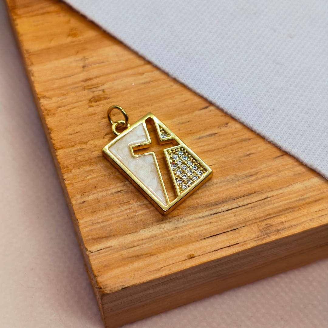 Dije Gold Filled Zircon Rectangular Cruz Diagonal Nacarado 17 mm  -  Paquete de 1 Unidades