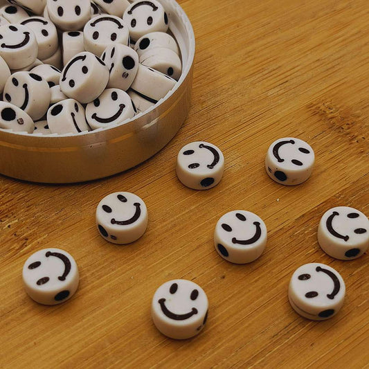 Pasador Acrilico Circular Carita Feliz 10 mm  -  Paquete de 50 Unidades