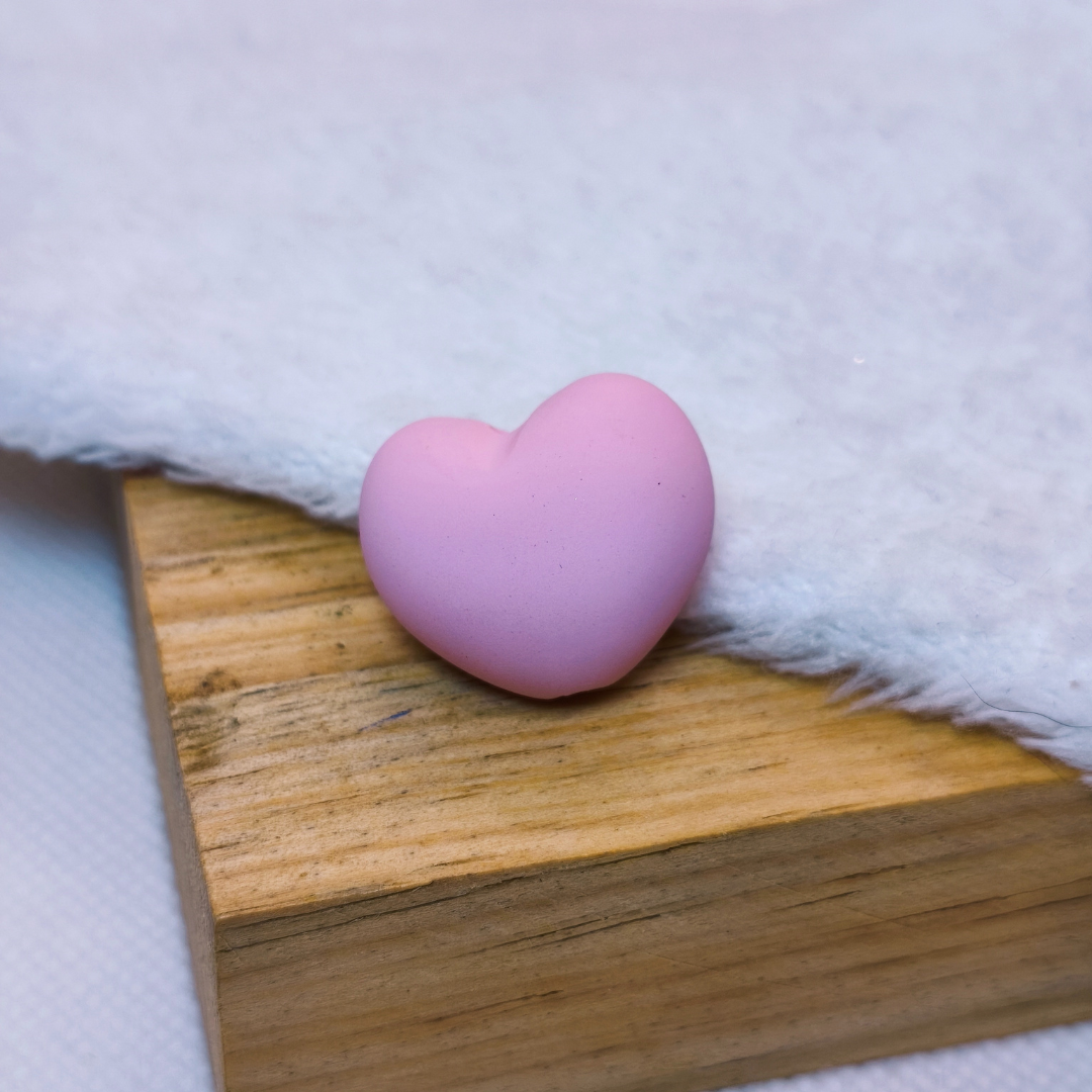 Pasador Acrilico Corazon Mate 22 mm  -  Paquete de 1 Unidades