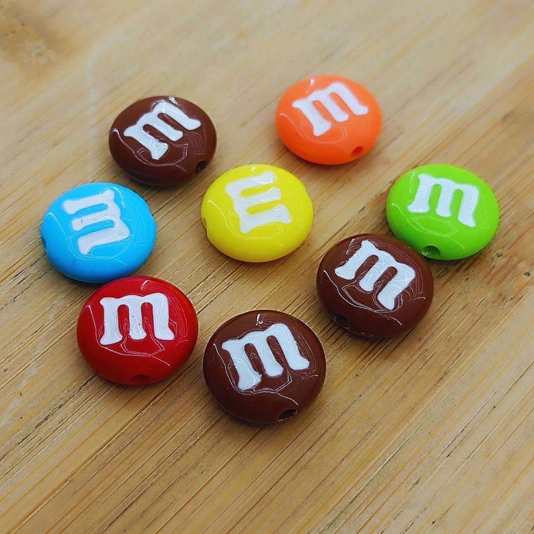 Pasador Acrilico Circular M&M 14 mm  -  Paquete de 8 Unidades
