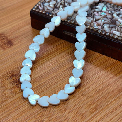 Pasador Nacar Corazon 08 mm  -  Tira de 45 Unidades