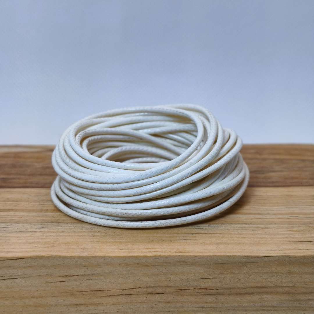Cuero Sintetico Piel de Serpiente 1,5 mm  -  Madeja de 5 Metros