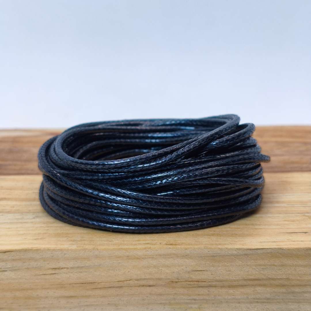 Cuero Sintetico Piel de Serpiente 1,5 mm  -  Madeja de 5 Metros