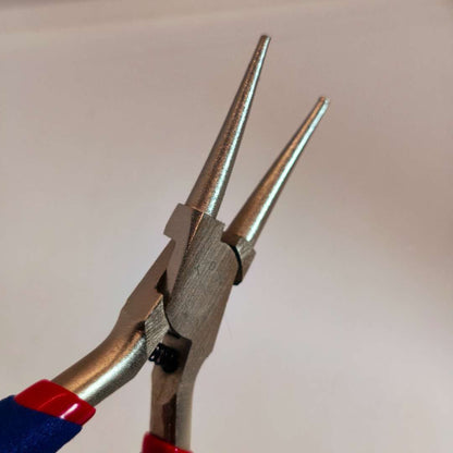 Pinza Metal Punta Redonda  -  Paquete de 1 Unidades