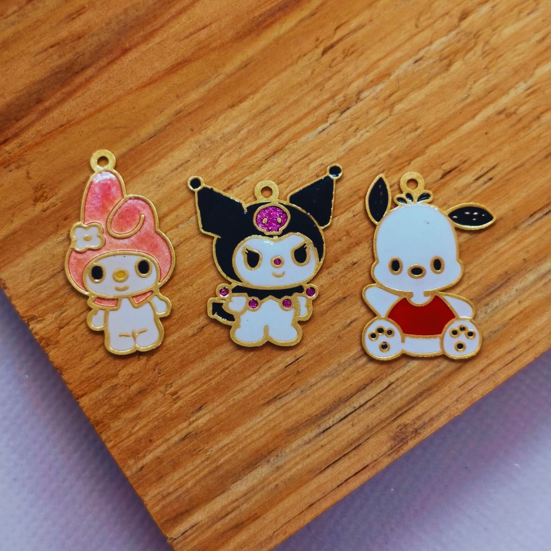 Dije Gold Filled Esmaltado Sanrio 25 mm  -  Paquete de 1 Unidades