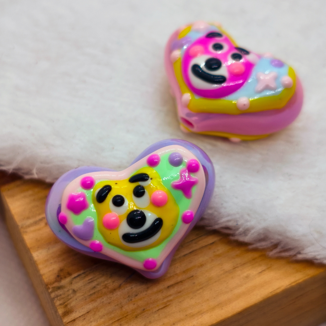 Pasador Acrilico Corazon Lotso Mate 30 mm  -  Paquete de 1 Unidades
