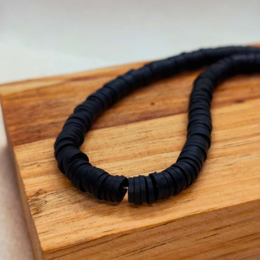 Pucas Fimo Unicolor 06 mm  -  Tira de 40 cm